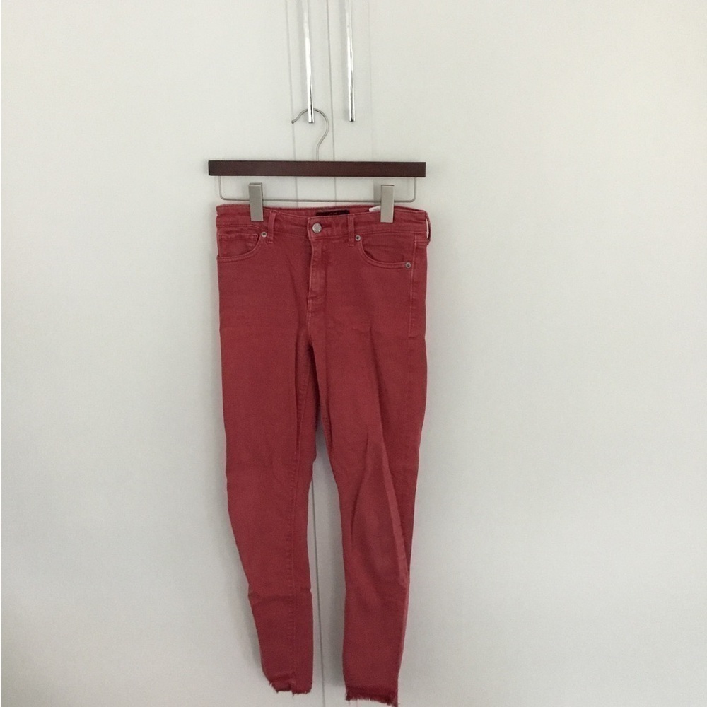 C - Lucky Brand. Size 2/26 ankle. Ava Skinny Red Jeans.